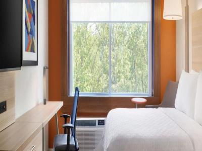 Express & North By Ihg