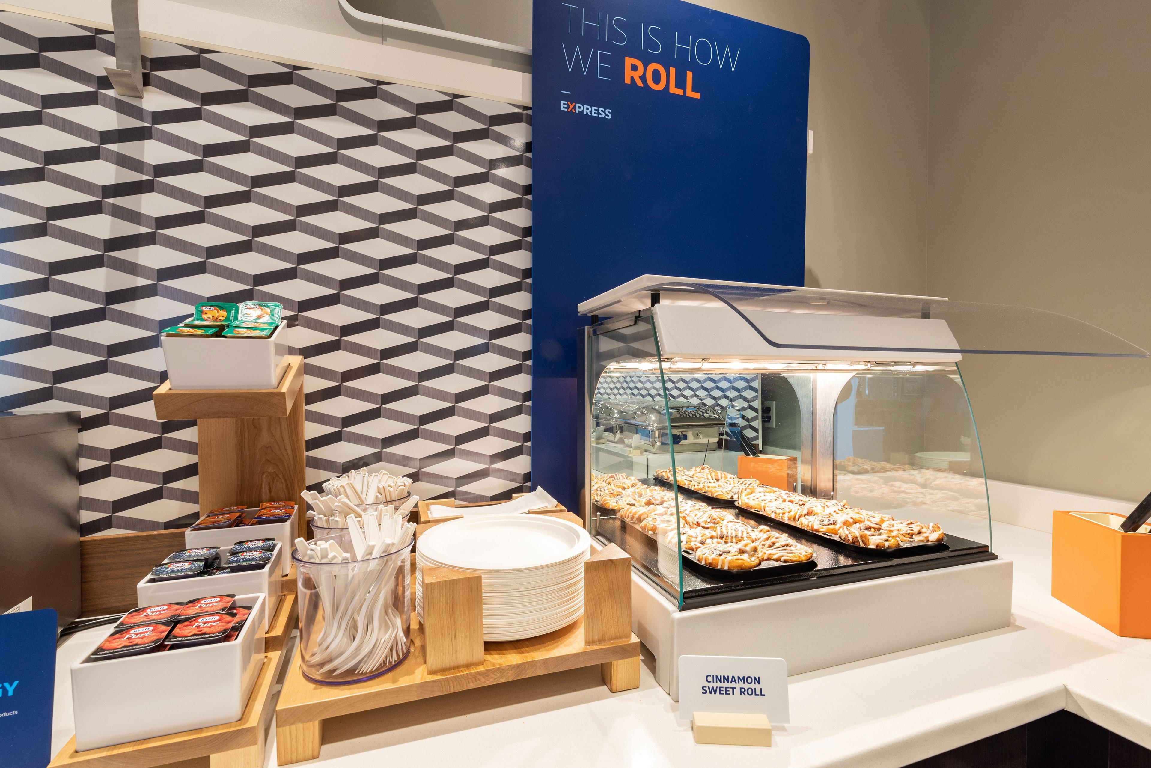Express & North By Ihg 3* Macon